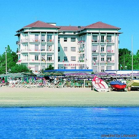 Hotel Lungomare Cervia Exterior foto