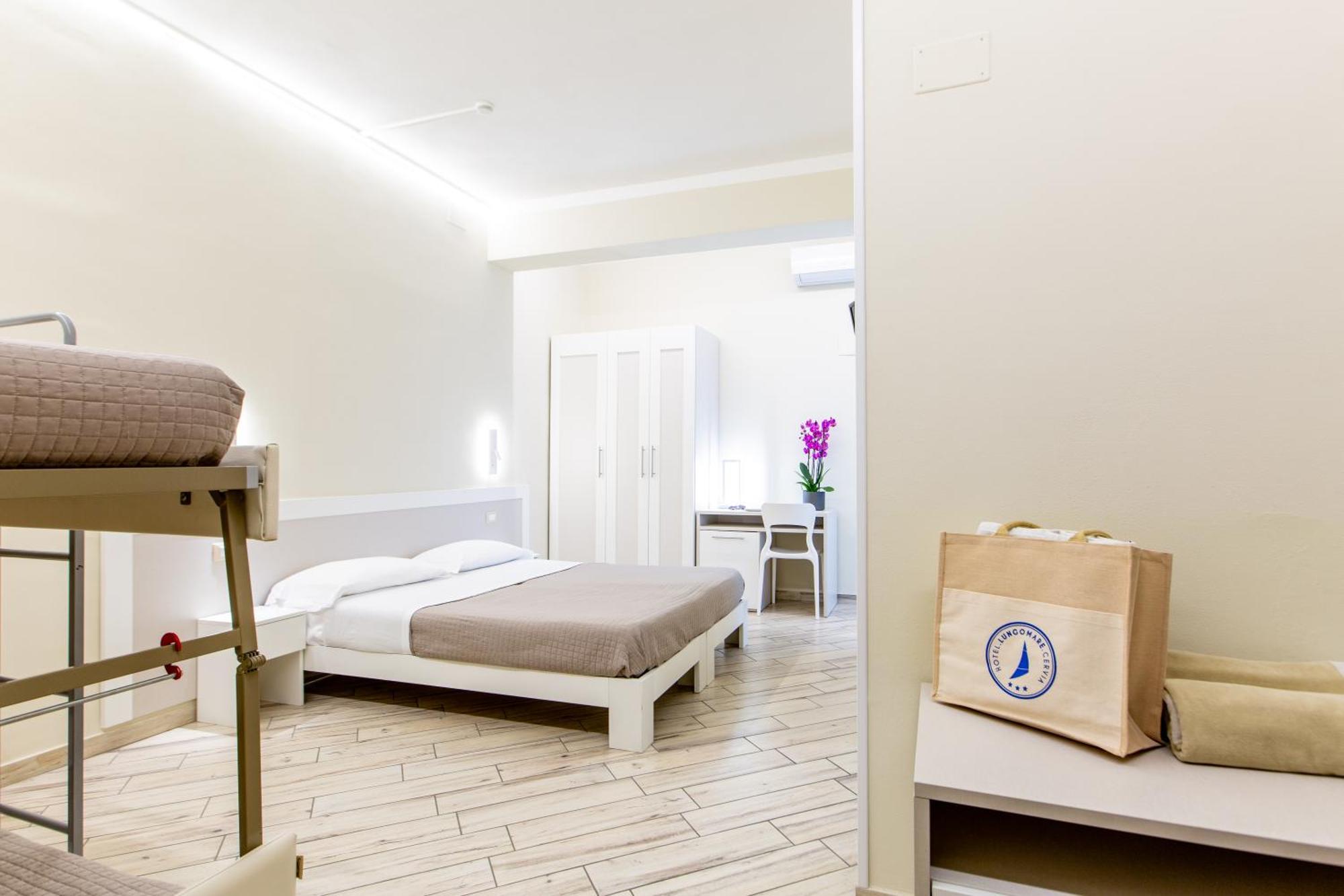 Hotel Lungomare Cervia Exterior foto