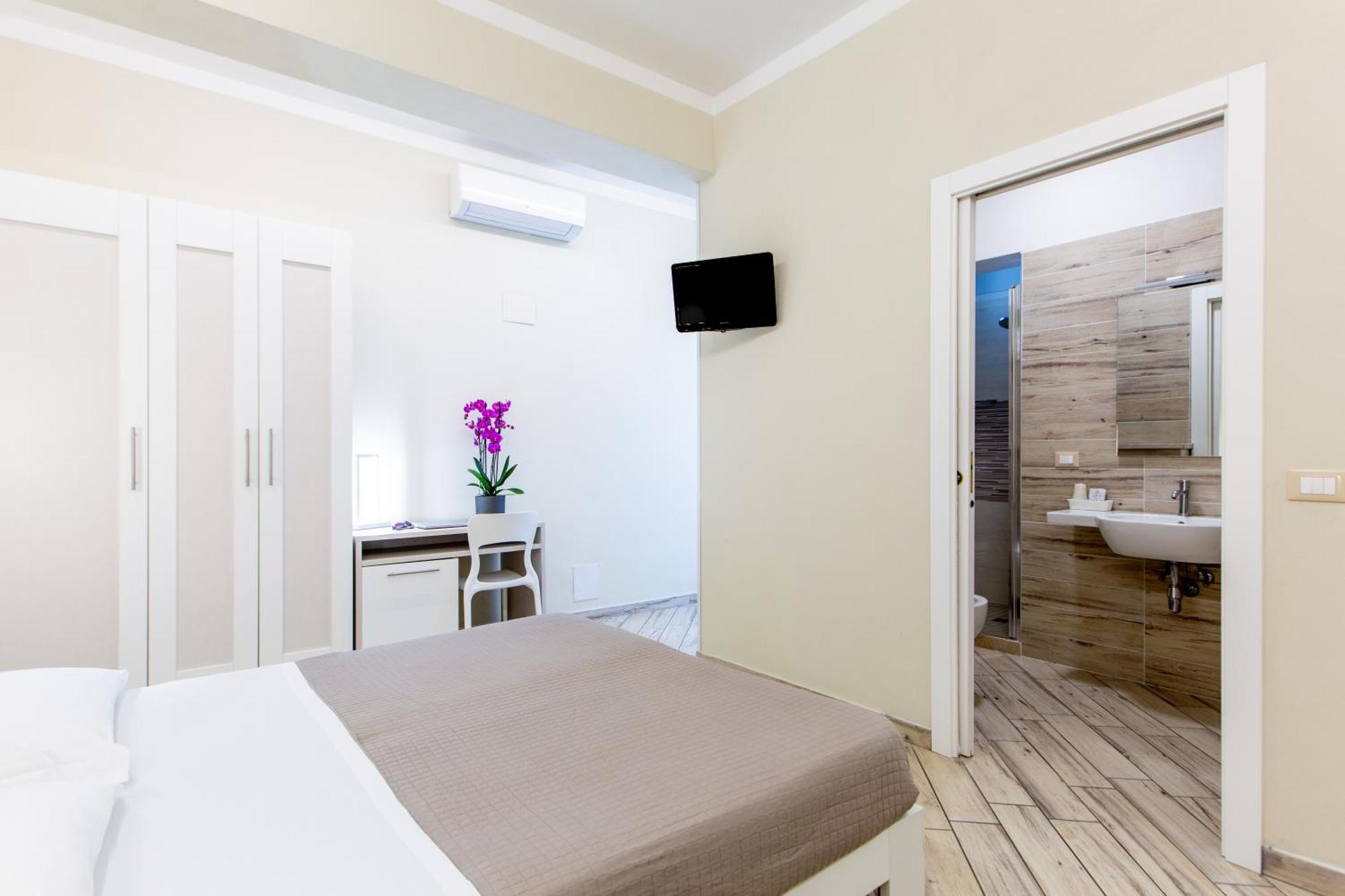Hotel Lungomare Cervia Exterior foto