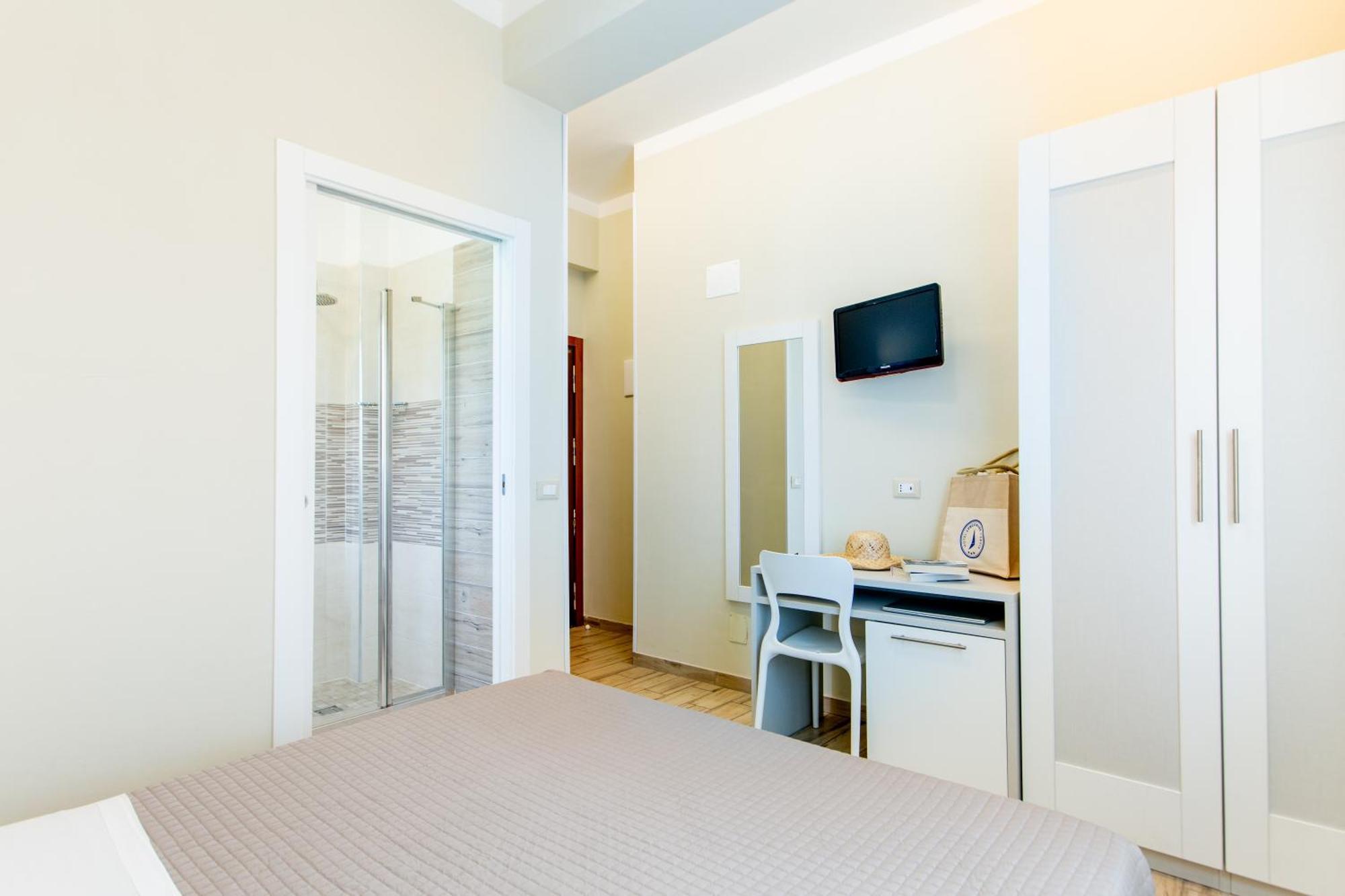 Hotel Lungomare Cervia Exterior foto